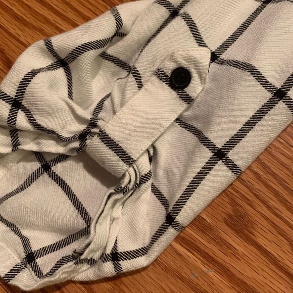 EUC, En Creme top, M - Picture 3 of 4